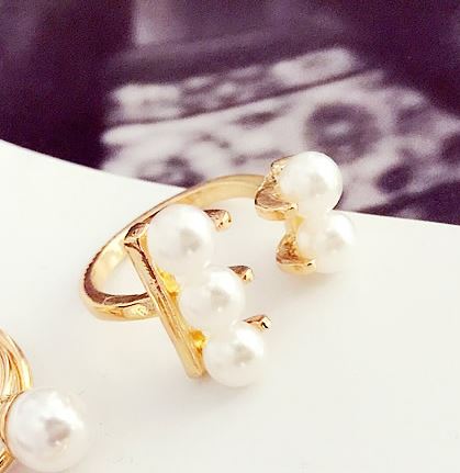 5 Pearls Finger Cuff Ring