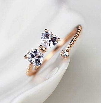 Bow and Round Rhinestone Wrapping Finger Cuff Ring (Adjustable Band)