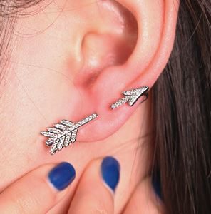 Cupid's Arrow Wrapping Ear Cuff (Single, 1 piercing)
