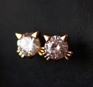 Cute Golden Kitty Rhinestone Fashion Earrings