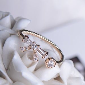 Diamond and Bow Rhinestone Ring Cuff
