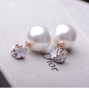 Pearl on Flower Bouquet Statement Earrings (Reversible Wearing)