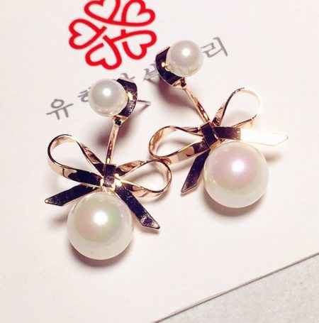 Golden Bow Pearl Wrapping Ear Cuffs