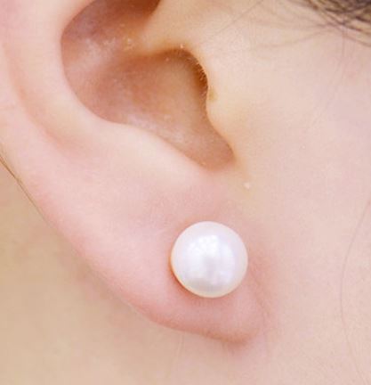 Pearl Up Statement Asymmetrical Ear Cuffs