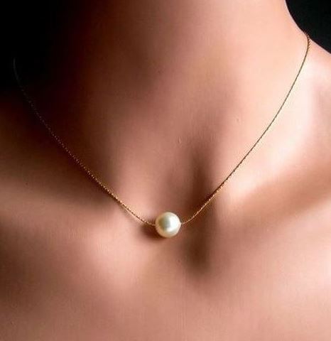 Simply Beauty Pearl Necklace