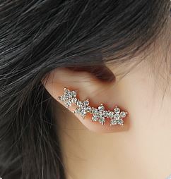 String of Shiny Flowers Rhinestone Earrings