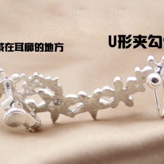 Stringed Flowers Curved Ear Cuff (Silver,Single) - LilyFair Jewelry